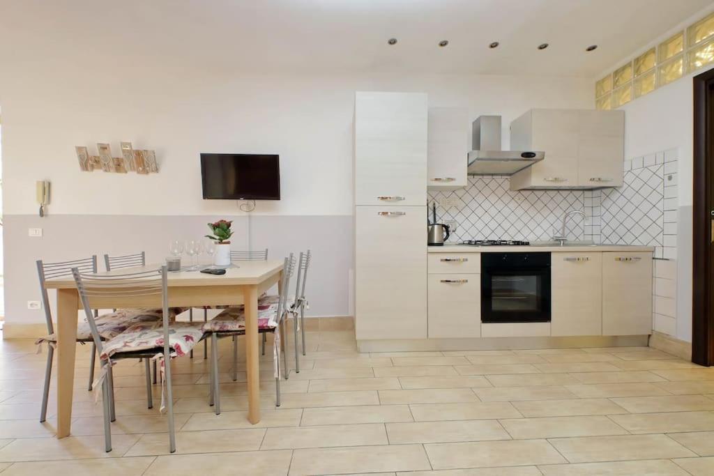 Vatican Flat Spacious Cozy With Court 로마 외부 사진