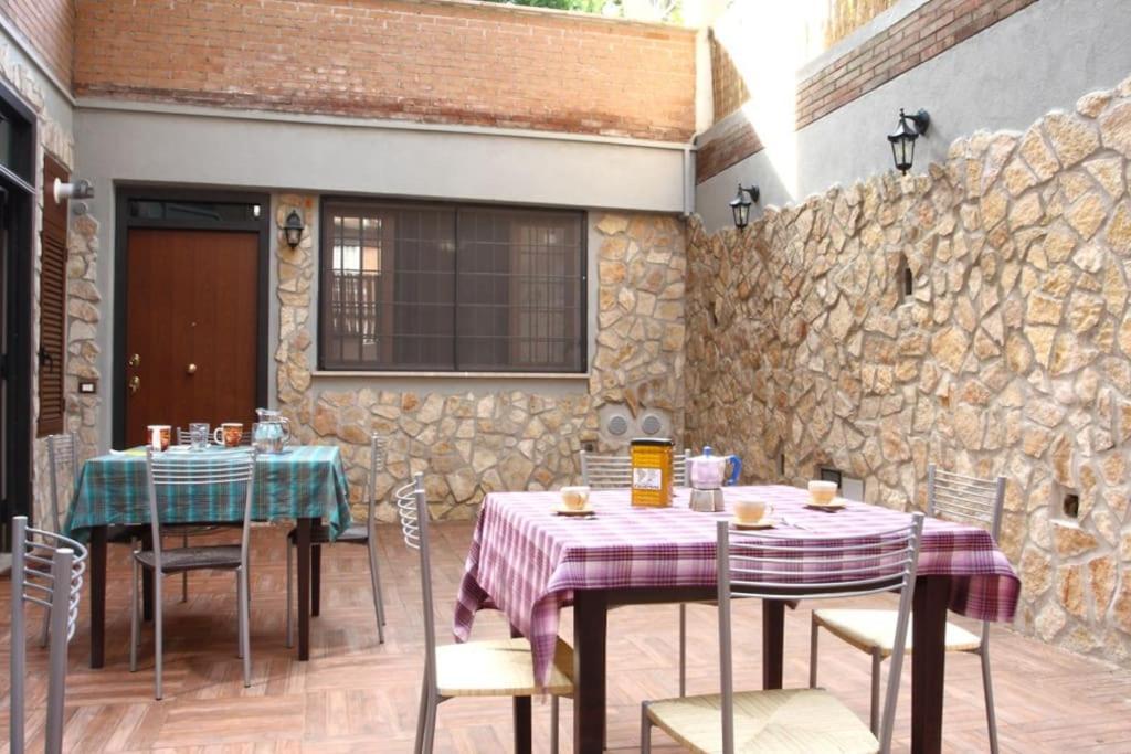 Vatican Flat Spacious Cozy With Court 로마 외부 사진